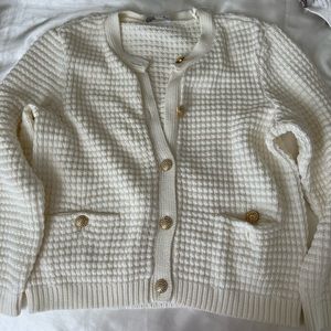 Tahari sweater